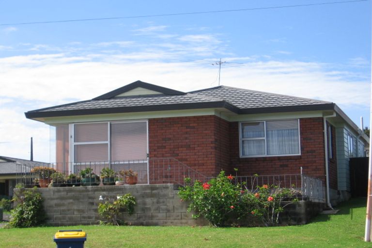 Photo of property in 1/39 Norcross Avenue, Henderson, Auckland, 0612