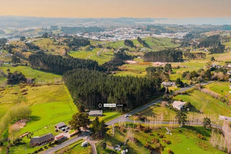 Photo of property in 43 Spur Road, Stillwater, Silverdale, 0993