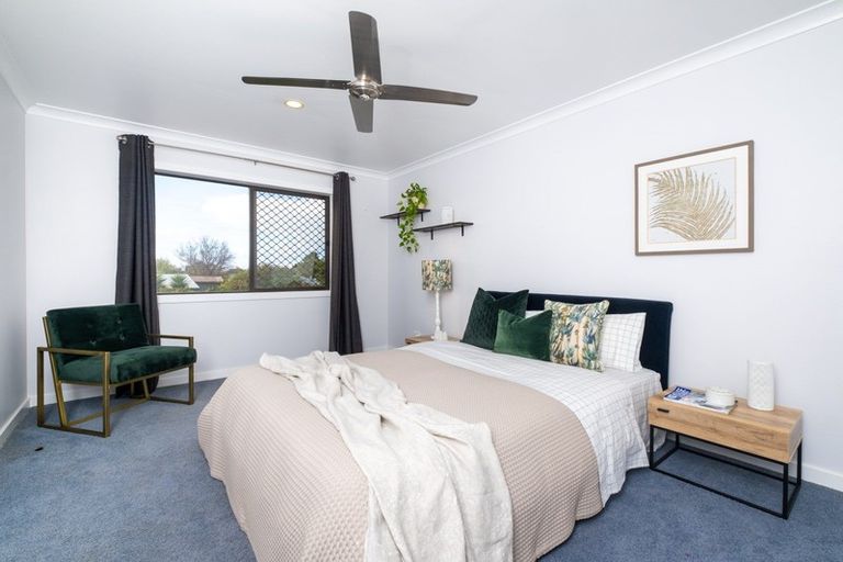 Photo of property in 3 Memorial Park Avenue, Haumoana, 4102