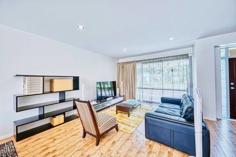 Photo of property in 74 Kuaka Drive, Takanini, 2112