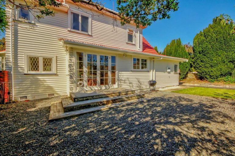 Photo of property in 67 Mako Mako Road, Levin, 5510