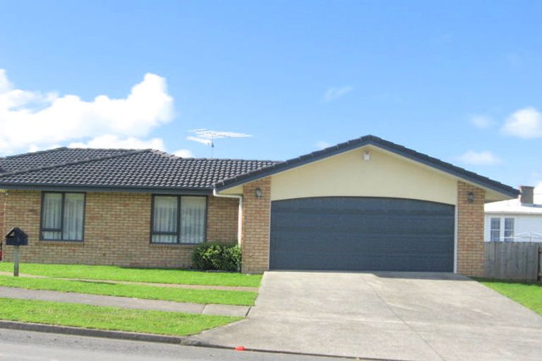 Photo of property in 5 Senator Drive, Manurewa, Auckland, 2105