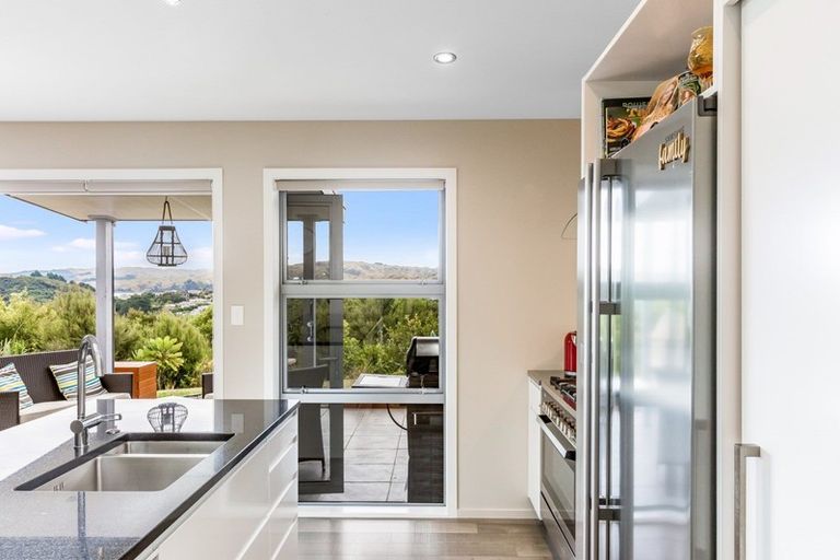 Photo of property in 50 Endeavour Drive, Whitby, Porirua, 5024