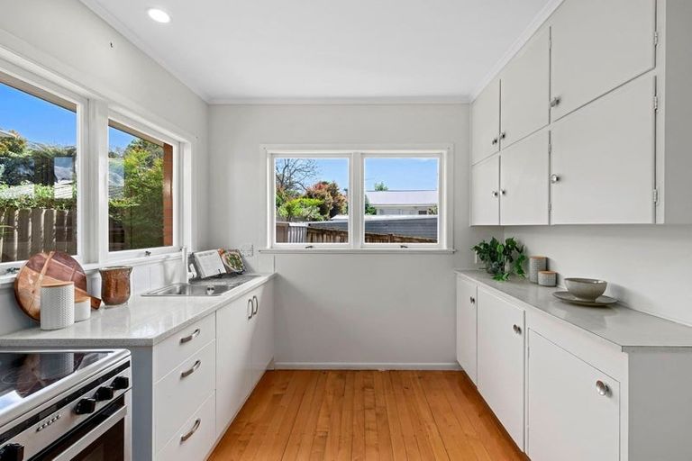 Photo of property in 4/13a Evelyn Place, Hillcrest, Auckland, 0627