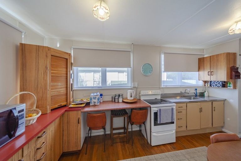 Photo of property in 61 Hillary Crescent, Maraenui, Napier, 4110