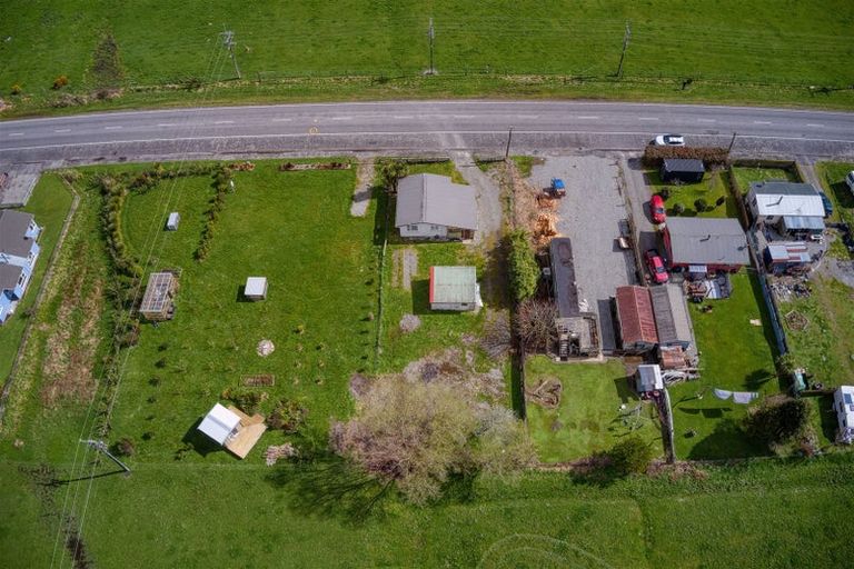 Photo of property in 16 Wanganui Flat Road, Harihari, 7884