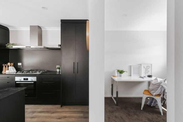 Photo of property in 35 Pakanga Grove, Pyes Pa, Tauranga, 3112