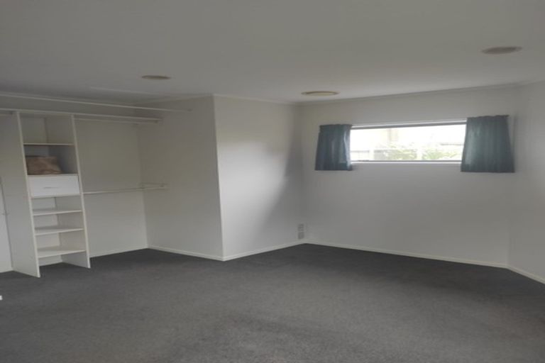 Photo of property in 38 Somerville Road, Shelly Park, Auckland, 2014