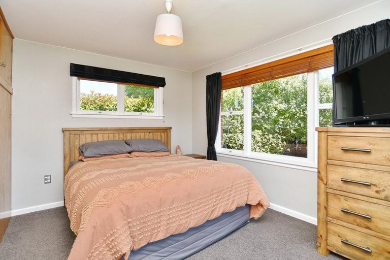 Photo of property in 32 Seddon Street, Rangiora, 7400