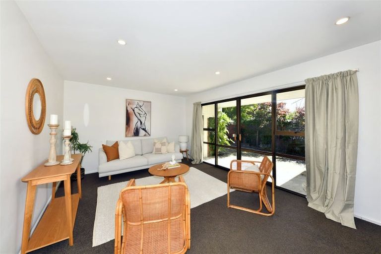 Photo of property in 10 Lynfield Avenue, Ilam, Christchurch, 8041