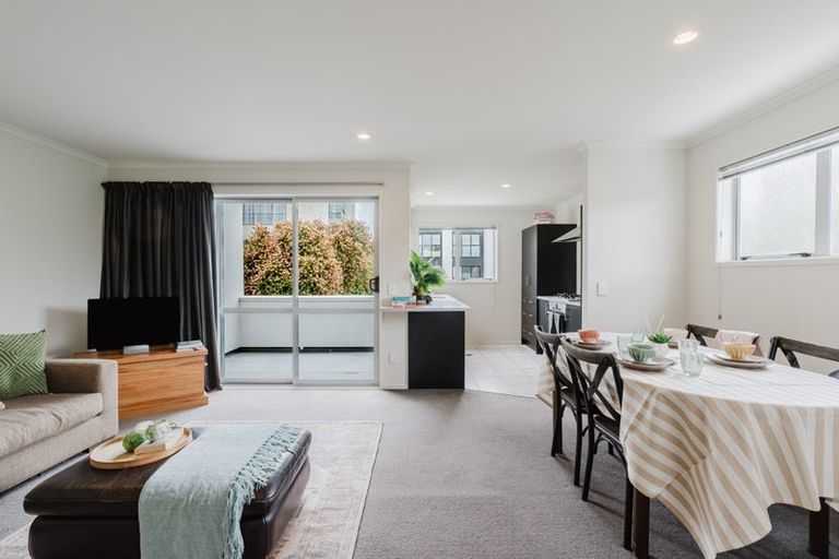 Photo of property in 3a Scotland Place, Hillcrest, Hamilton, 3216