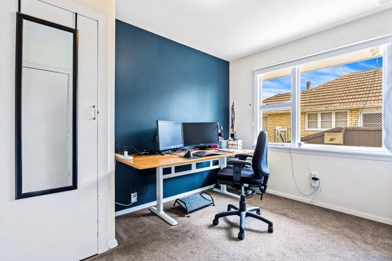 Photo of property in 11 Vancouver Crescent, Wainoni, Christchurch, 8061