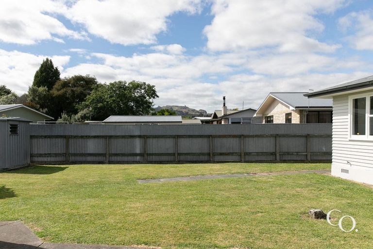 Photo of property in 27 Upham Street, Havelock North, 4130