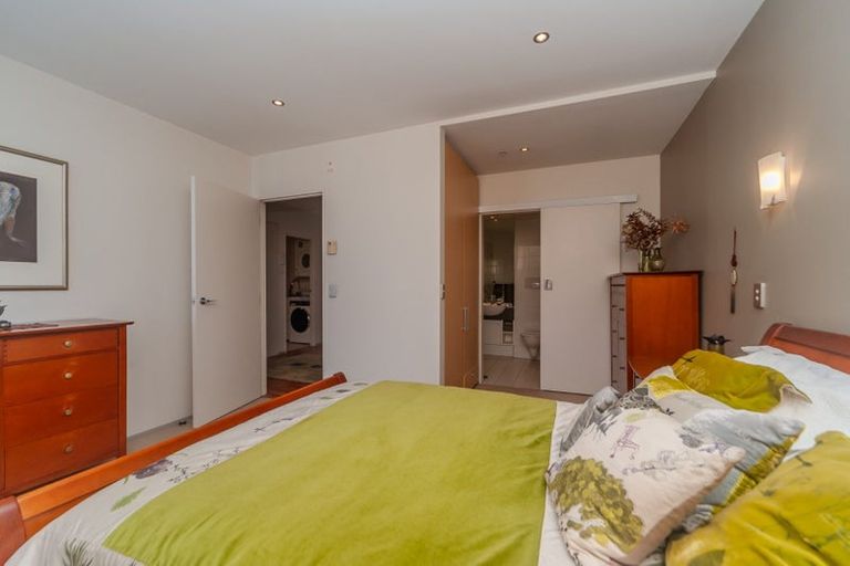 Photo of property in Sanctum Apartments, 64/10b Ebor Street, Te Aro, Wellington, 6011