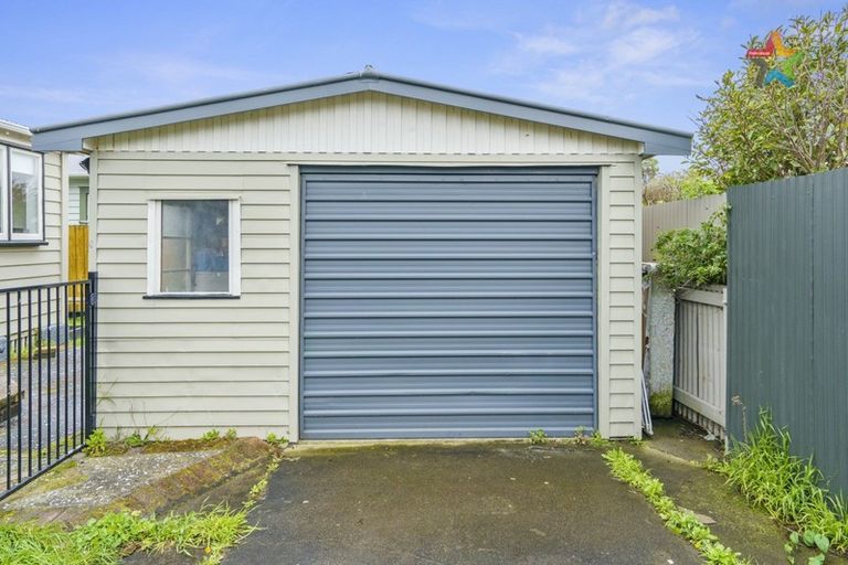 Photo of property in 59 York Street, Moera, Lower Hutt, 5010