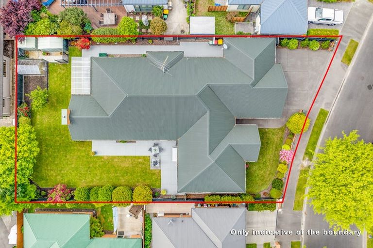 Photo of property in 12 Chesterfield Mews, Russley, Christchurch, 8042