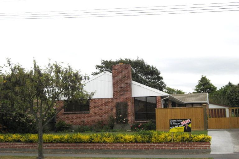 Photo of property in 29 Sevenoaks Drive, Bryndwr, Christchurch, 8053