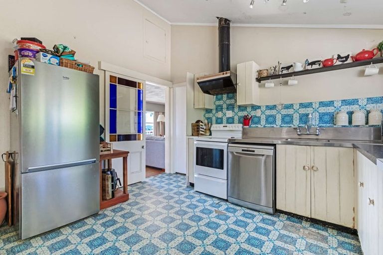 Photo of property in 225 Turkey Flat Road, Te Kopuru, 0391