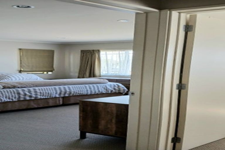 Photo of property in 66 Blackwood Drive, Wattle Downs, Auckland, 2103