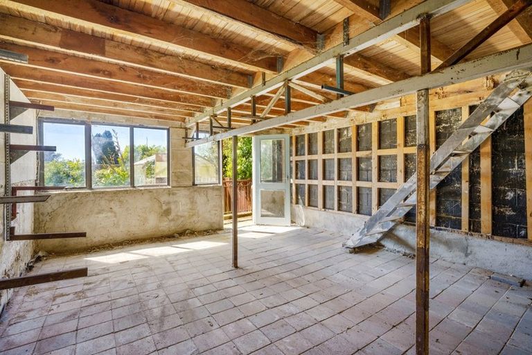 Photo of property in 12 Kowhai Street, Ravensbourne, Dunedin, 9022