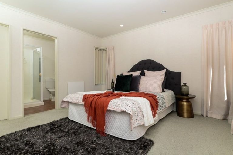 Photo of property in 4 Melfort Place, Nawton, Hamilton, 3200