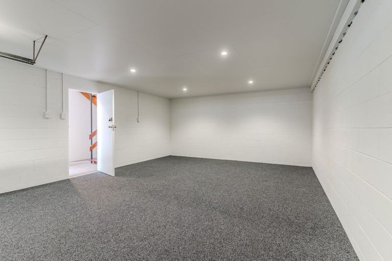Photo of property in 1/128 London Street, Dunedin Central, Dunedin, 9016