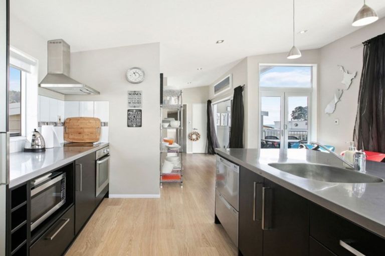 Photo of property in 12 Ocean View Road, Waihi Beach, 3611