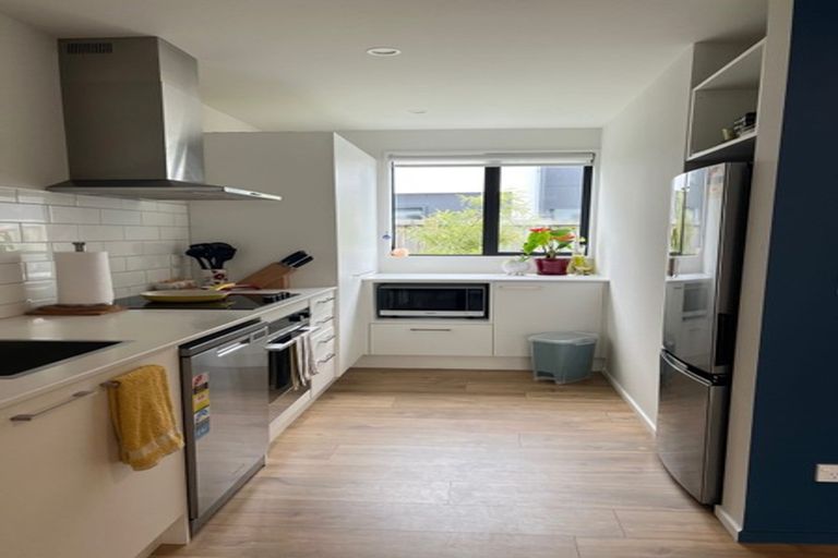 Photo of property in 4/255 Kilmore Street, Christchurch Central, Christchurch, 8011