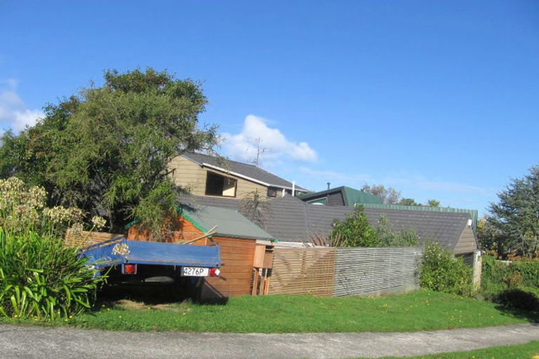 Photo of property in 24 Stanhope Grove, Korokoro, Lower Hutt, 5012