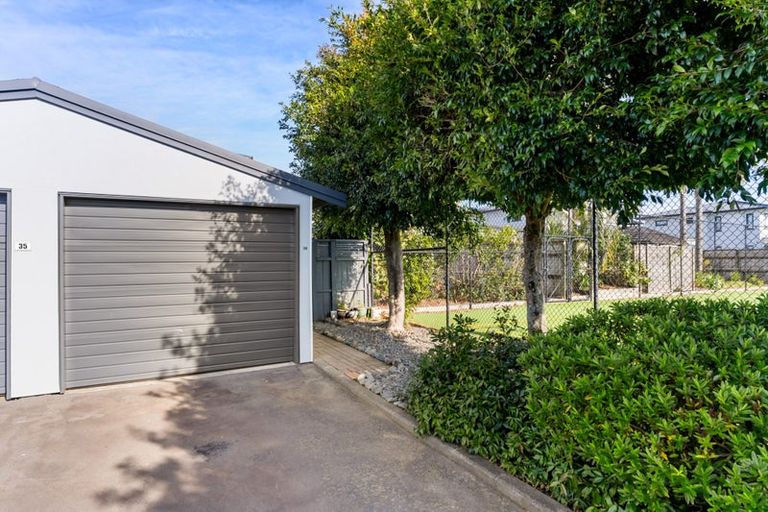 Photo of property in 34/2 Armoy Drive, East Tamaki, Auckland, 2016