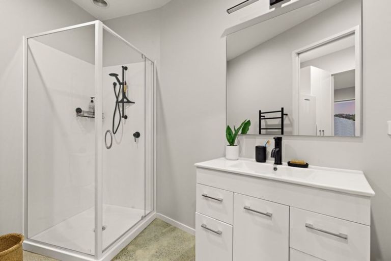 Photo of property in 17 Ariel Place, Snells Beach, 0920