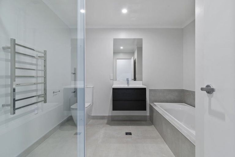 Photo of property in 2 Ngarua Lane, Horotiu, Hamilton, 3288