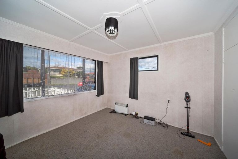 Photo of property in 301 High Street, Eltham, 4322