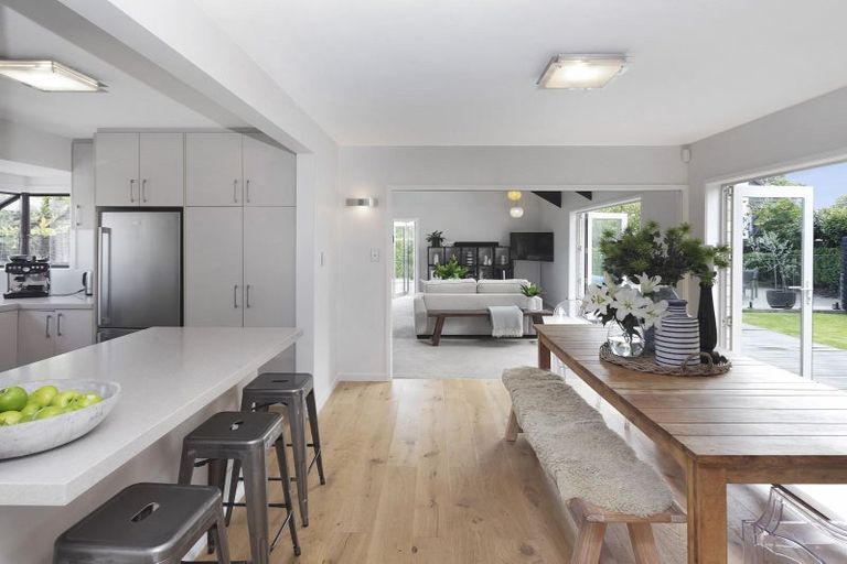 Photo of property in 1 Hanover Place, Ilam, Christchurch, 8041