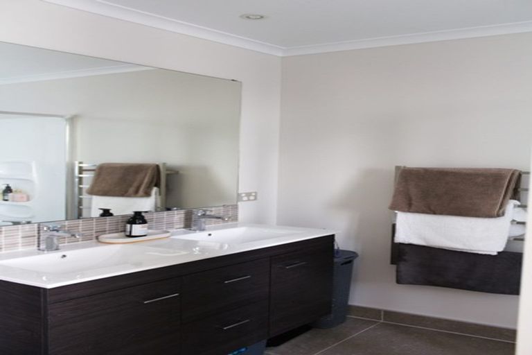 Photo of property in 6 Skylark Road, Hobsonville, Auckland, 0616