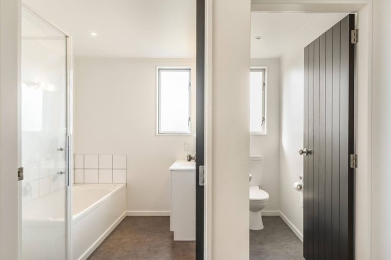 Photo of property in 154a Tirohanga Road, Tirohanga, Lower Hutt, 5010