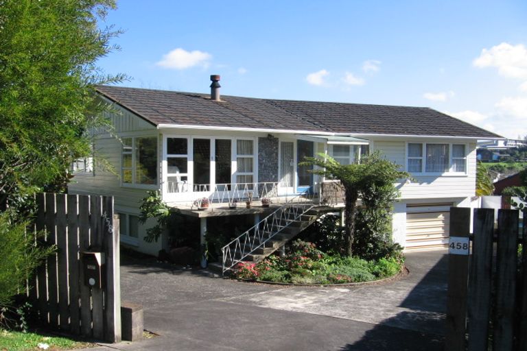Photo of property in 458 East Coast Road, Windsor Park, Auckland, 0630
