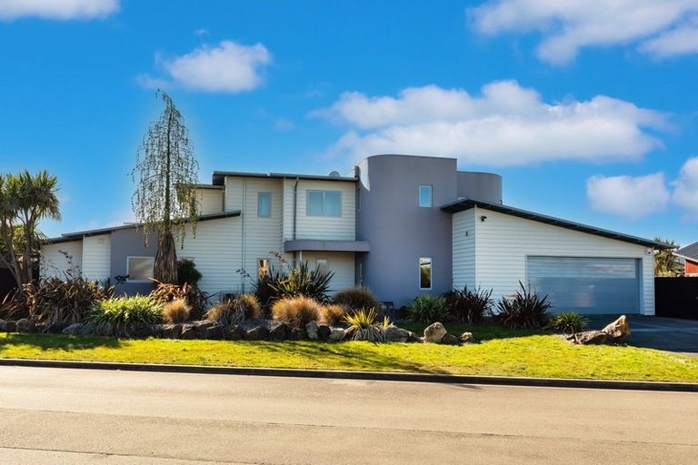 Photo of property in 12 Sandalwood Place, Waimairi Beach, Christchurch, 8083