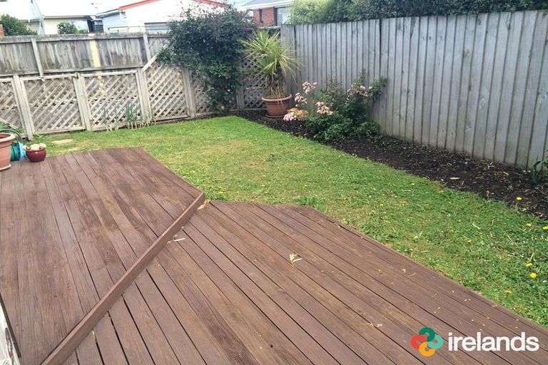 Photo of property in 17a Wittys Road, Avonhead, Christchurch, 8042