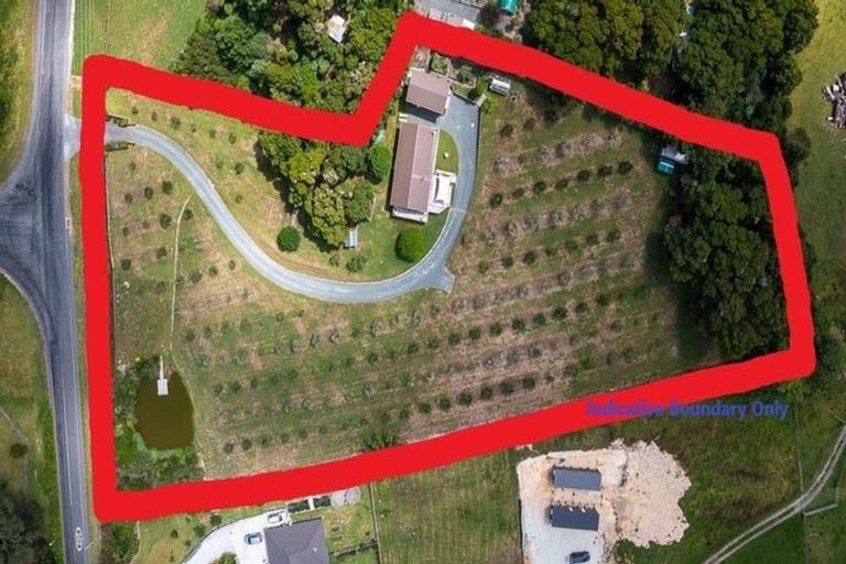 Photo of property in 1071 Tauhoa Road, Kaipara Flats, Warkworth, 0984