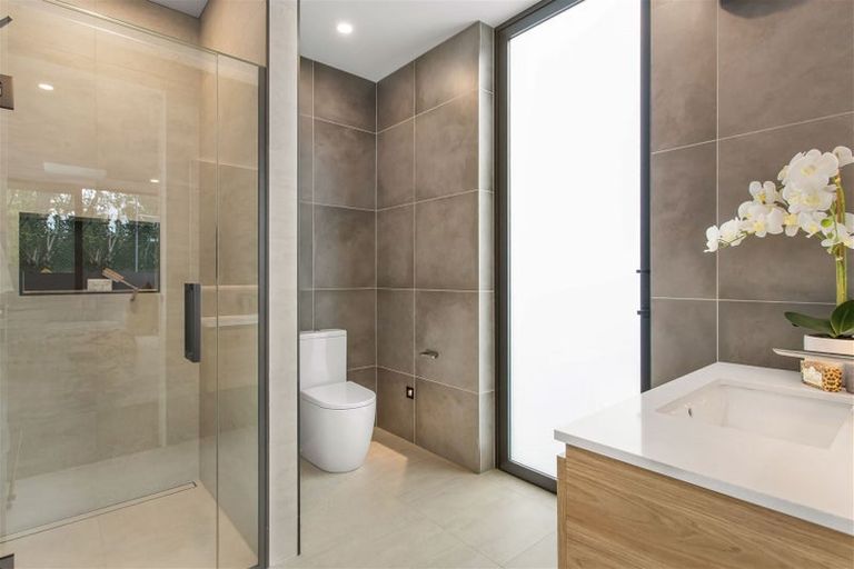 Photo of property in 26 Waiwetu Street, Fendalton, Christchurch, 8052