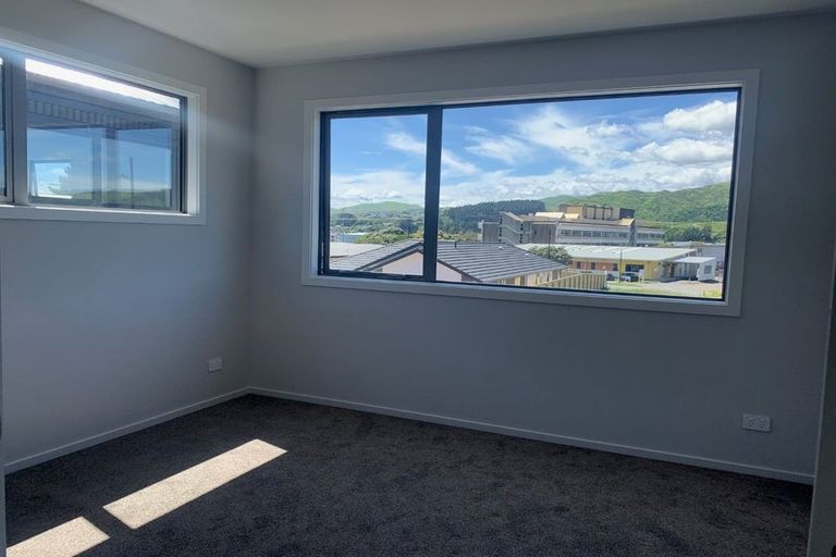Photo of property in 13 Tokitoki Way, Kenepuru, Porirua, 5022