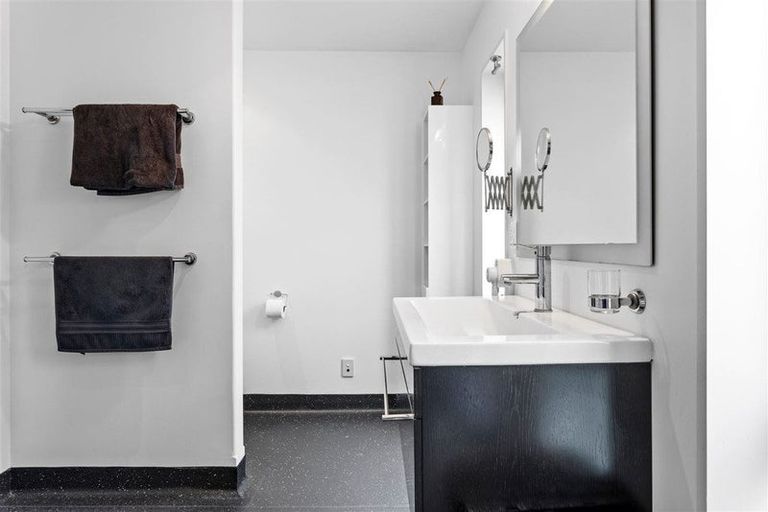 Photo of property in 15 Saddleback Green, Halswell, Christchurch, 8025