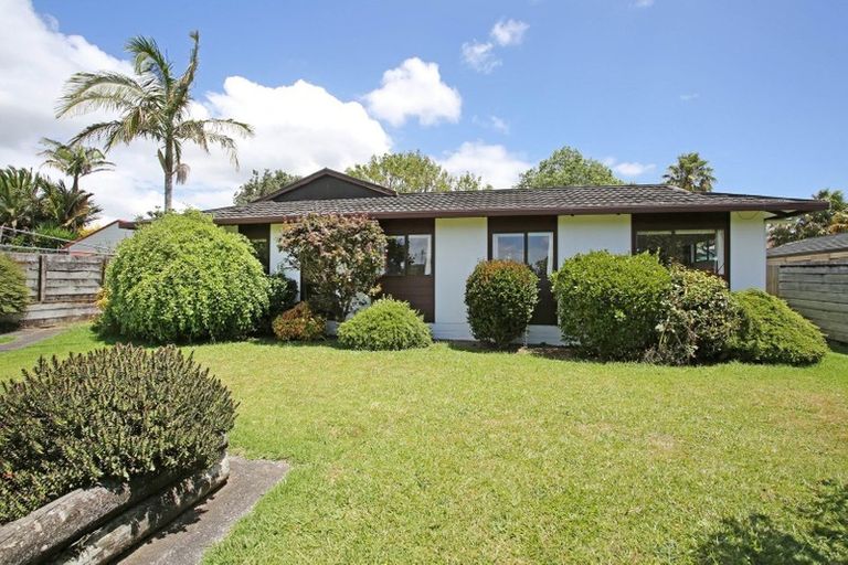 Photo of property in 5 Rushgreen Avenue, Pahurehure, Papakura, 2113