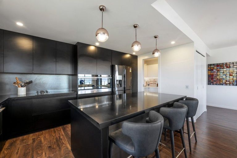 Photo of property in 38 Peregrine Place, Kinloch, Taupo, 3377