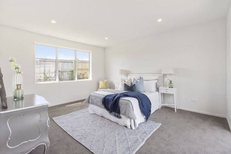 Photo of property in 8 Penny Lane, Pukekohe, 2120