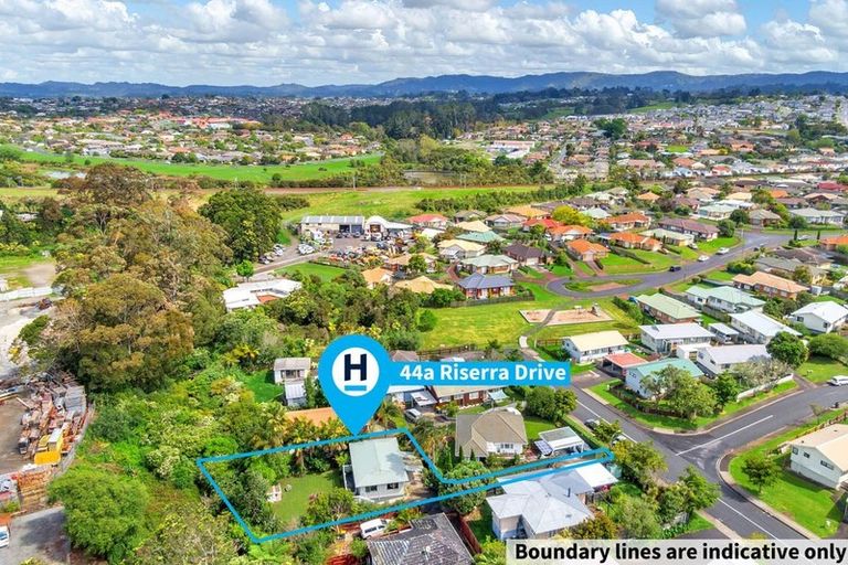 Photo of property in 44a Riserra Drive, Ranui, Auckland, 0612