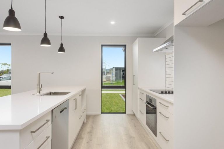 Photo of property in 39 Hanlow Place, Pyes Pa, Tauranga, 3112