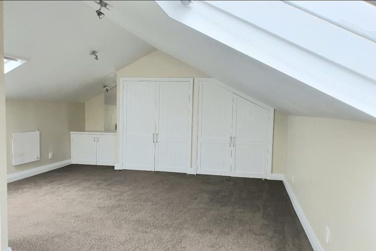 Photo of property in 64 Central Terrace, Kelburn, Wellington, 6012