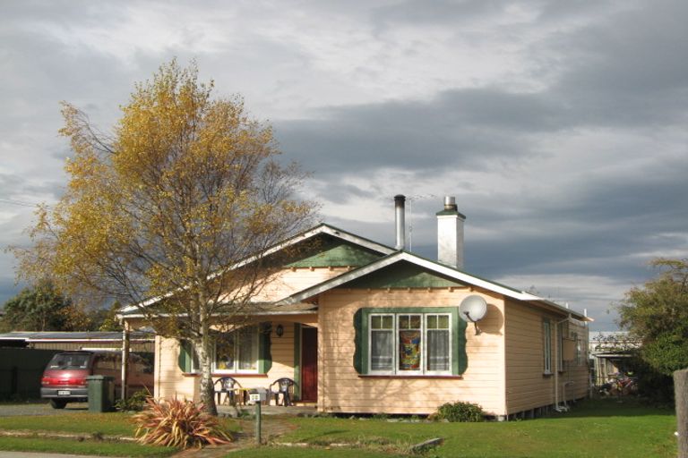 Photo of property in 28 Essex Street, Balclutha, 9230